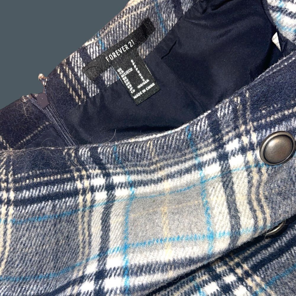 FOREVER 21 plaid mini - Picture 4 of 4